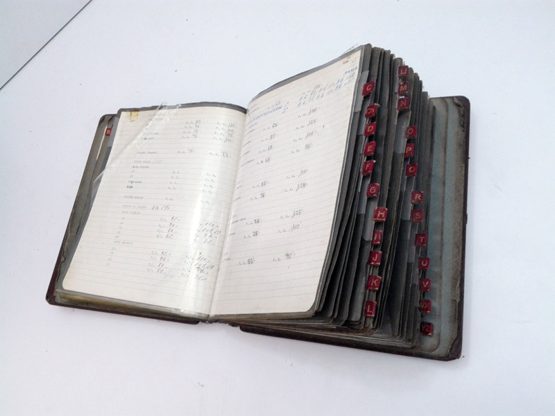 archivador agenda clasificador anillas metal 39x29x_5_5 2u 29x26x6 1u 23x19_5x6 1u